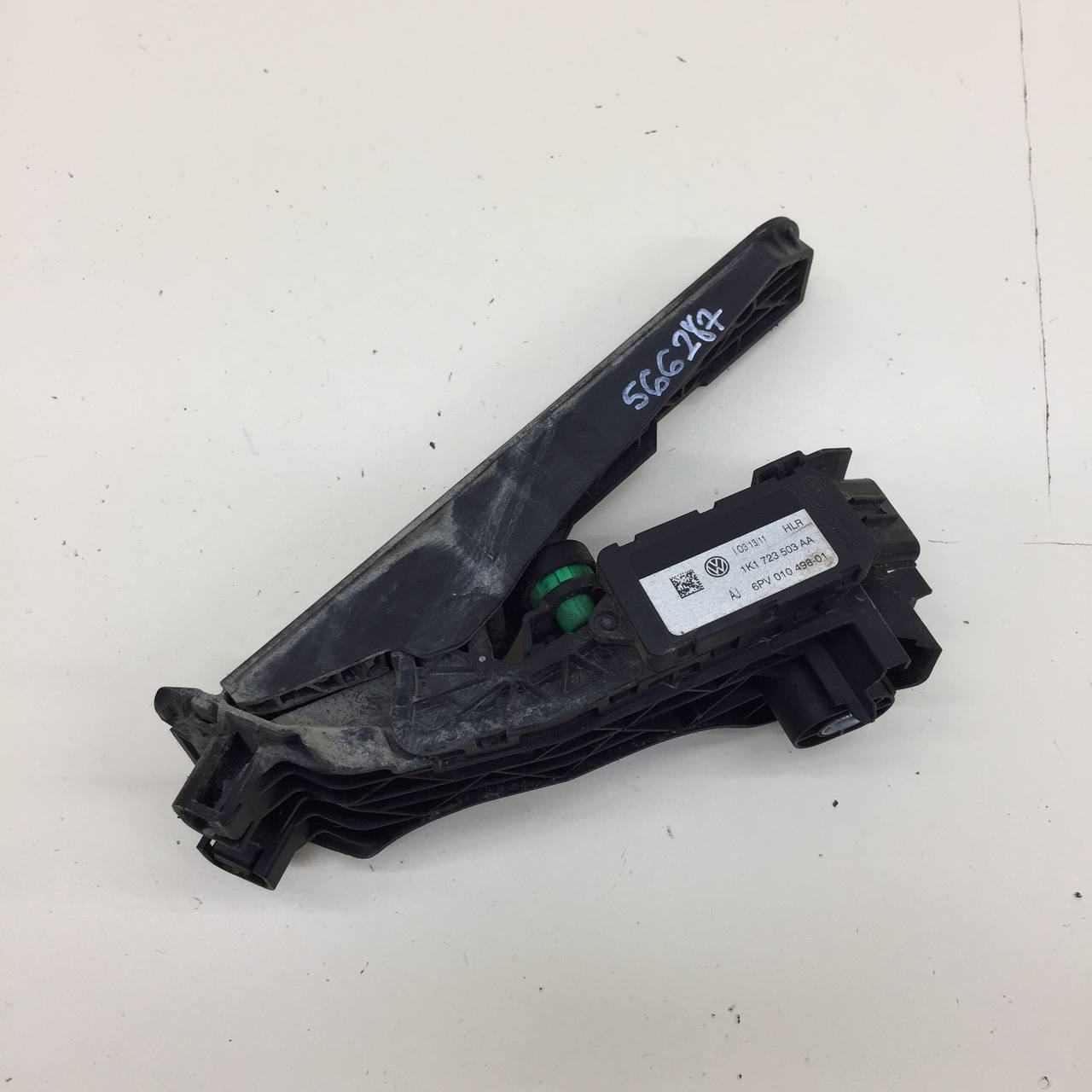 Педаль газа Volkswagen Passat B7 2011-2015 Педаль газа Volkswagen Passat B7 2011-2015