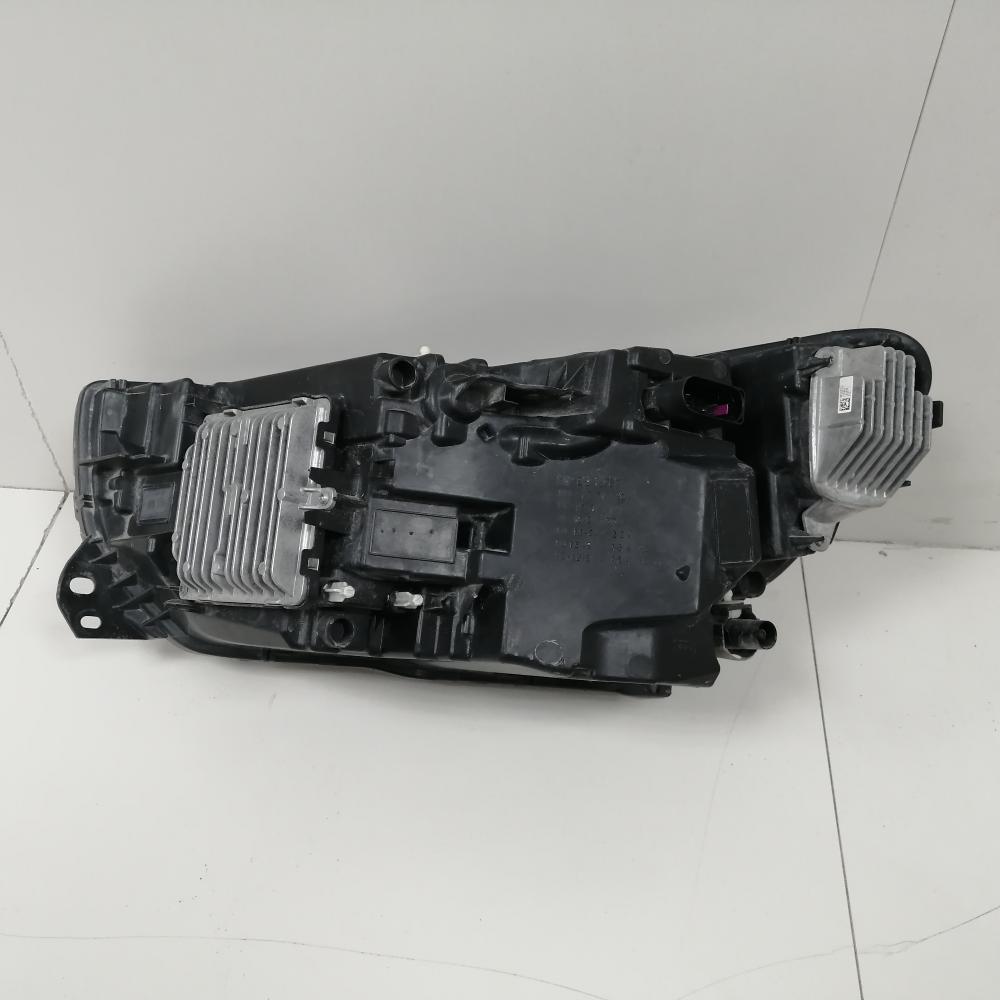 Фара правая для Volvo XC40 2017>