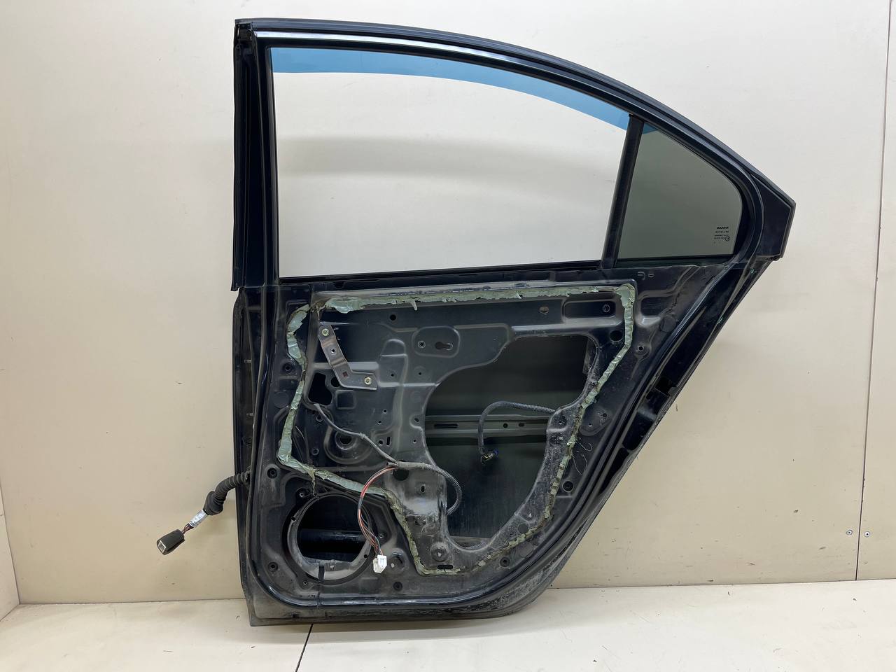 Дверь задняя правая Nissan Primera (P12) 2002-2007