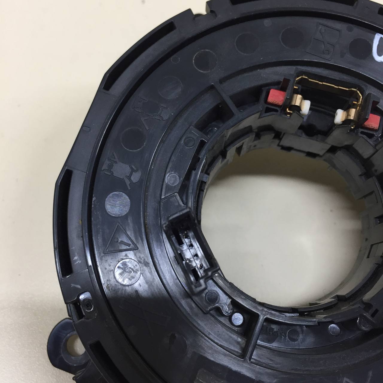 Механизм подрулевой для SRS (ленточный) BMW X5 F15/F85 2013-2018 Механизм подрулевой для SRS (ленточный) BMW X5 F15/F85 2013-2018