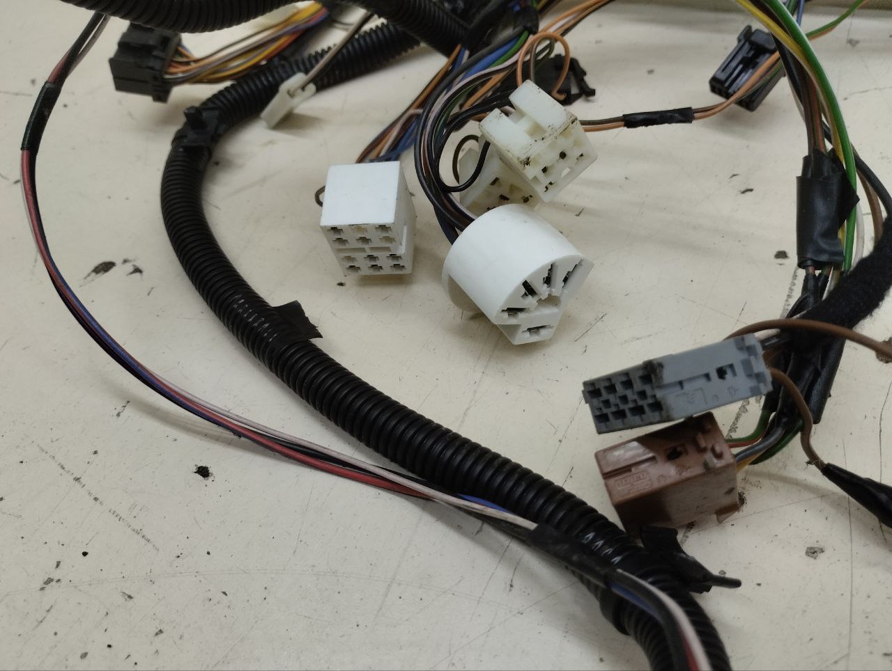 Проводка под торпедо Chevrolet Niva 2009-2020