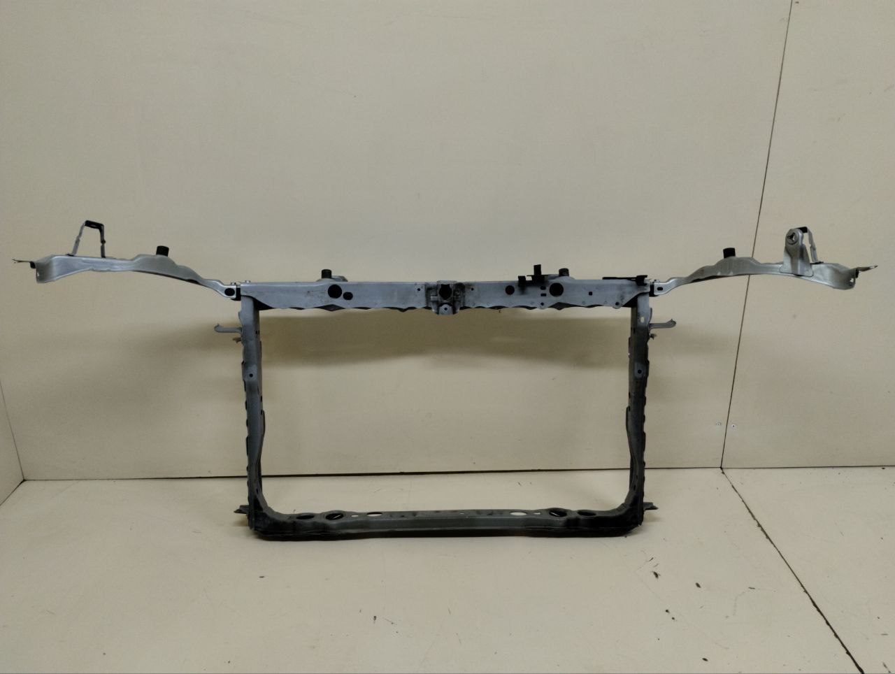 Панель передняя Toyota Auris (E150) 2006-2012 Панель передняя Toyota Auris (E150) 2006-2012