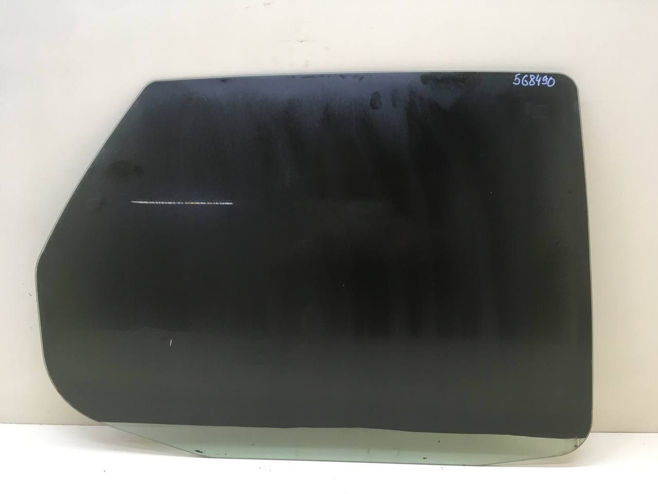 Стекло двери задней правой Lada Granta 2011>