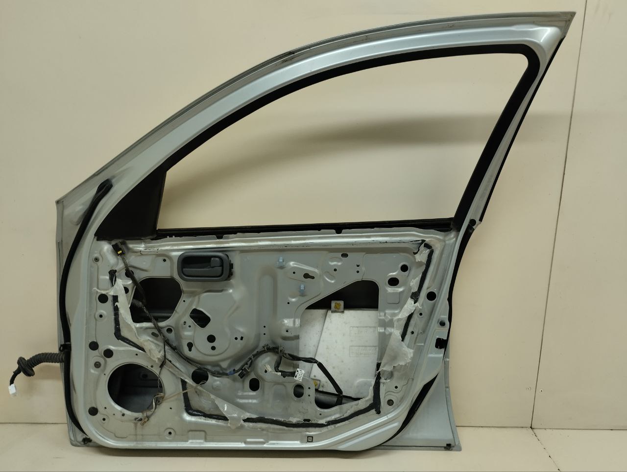 Дверь передняя правая Nissan Almera Classic (B10) 2006-2013
