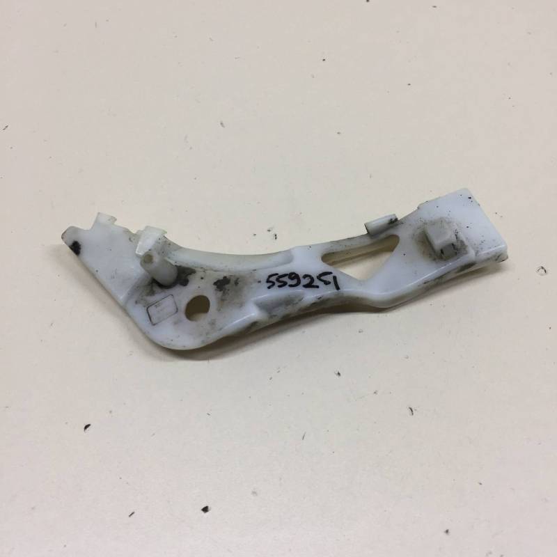 Кронштейн переднего бампера правый Mazda Mazda 6 (GG) 2002-2007