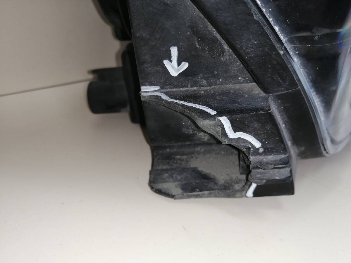 Фара правая Nissan Qashqai (J10) 2006-2013