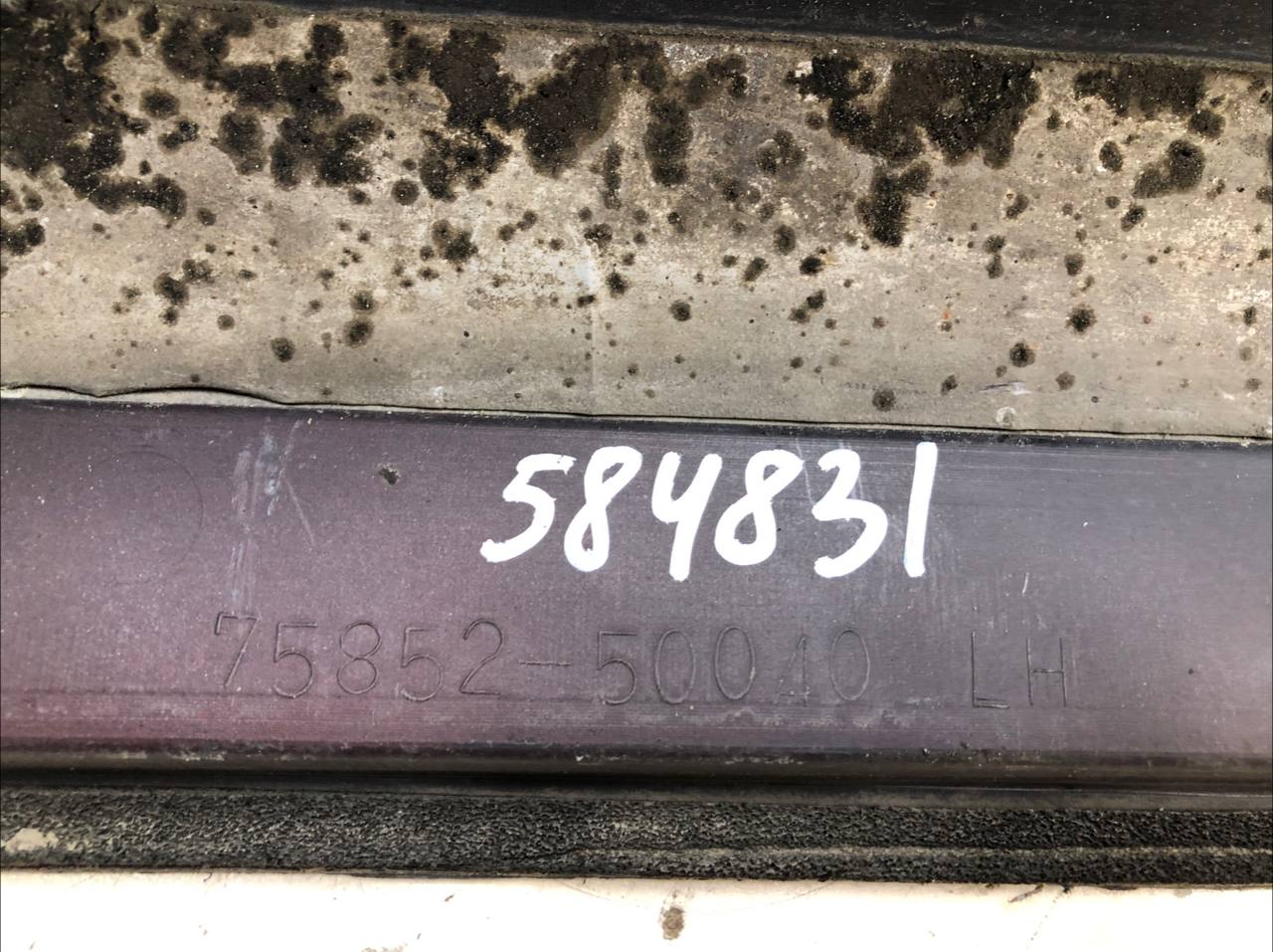 Накладка на порог (наружная) Lexus LS460 (XF40) 2006-2017