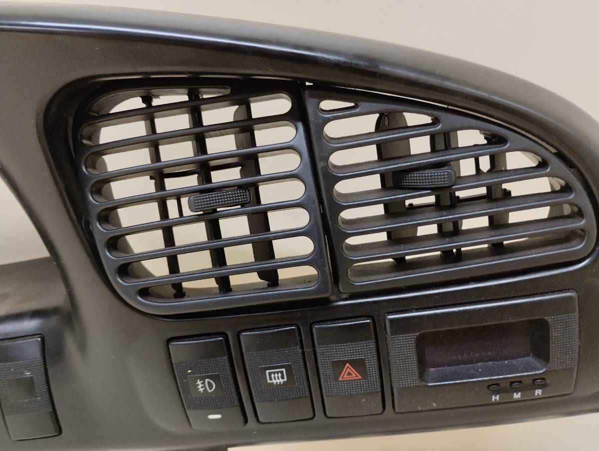 Накладка торпедо Kia Spectra (SD) 2004-2011 Накладка торпедо Kia Spectra (SD) 2004-2011