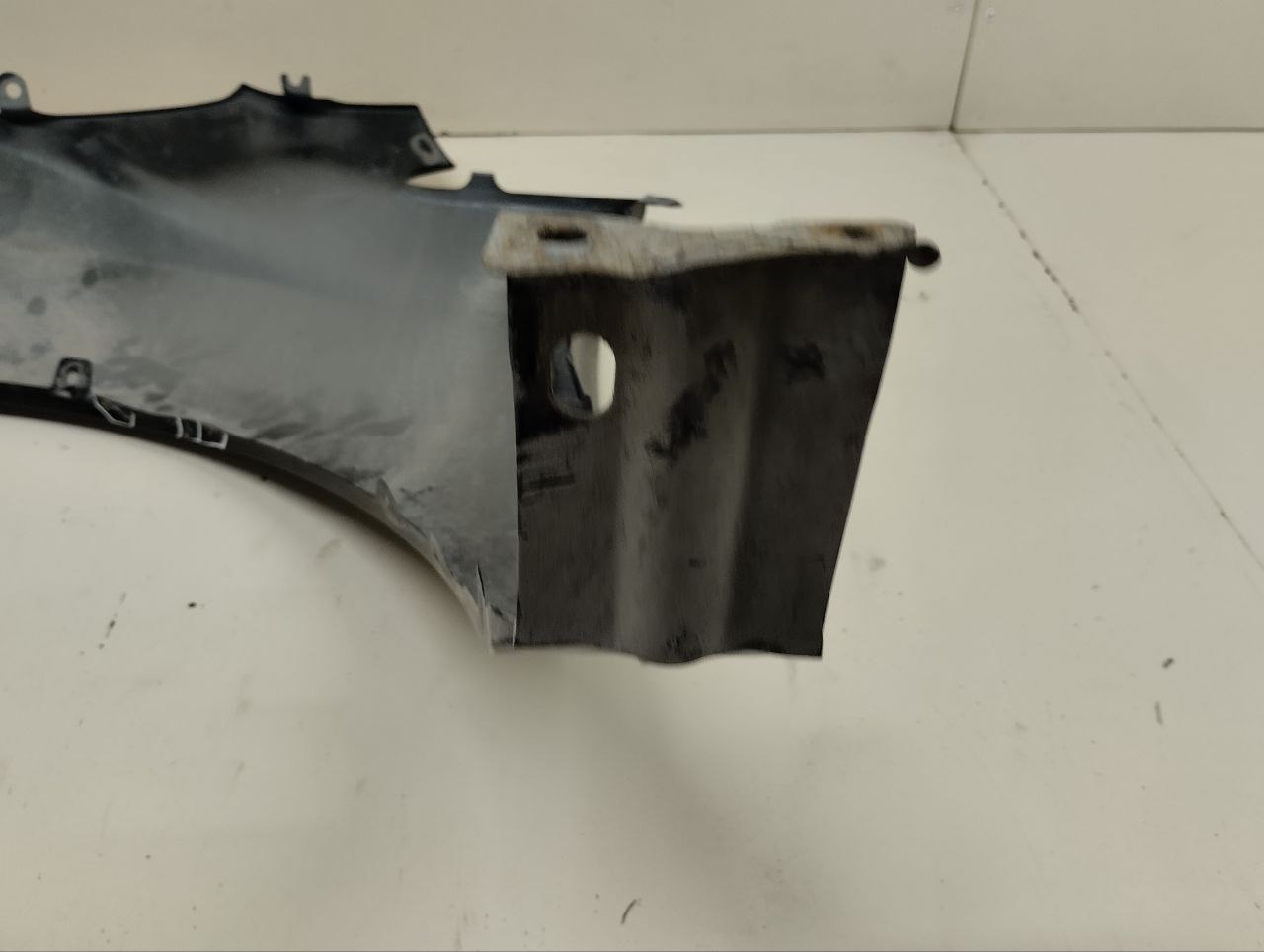 Крыло переднее правое Mazda CX-7 (ER) 2006-2012 Крыло переднее правое Mazda CX-7 (ER) 2006-2012