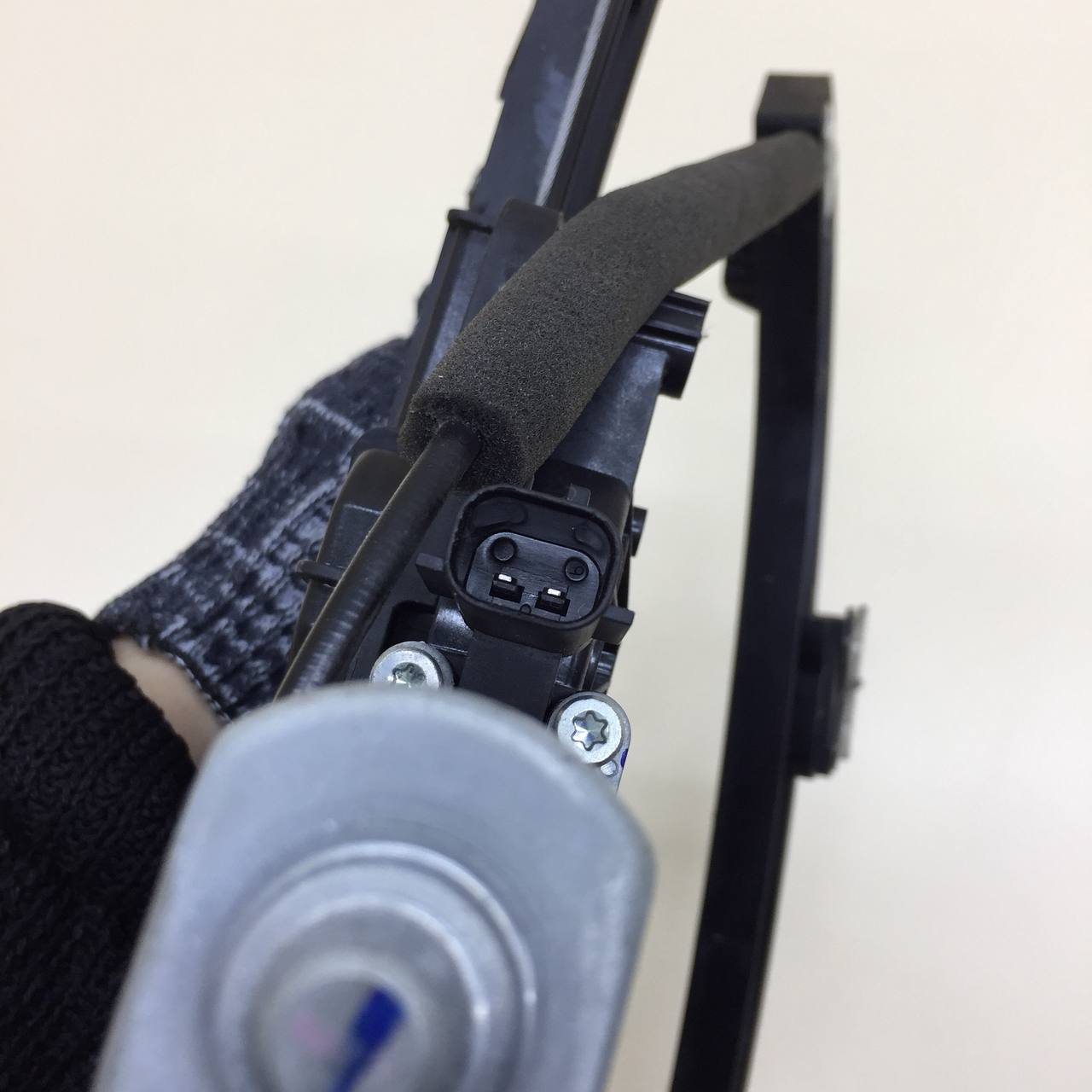 Стеклоподъемник электр. передний правый Changan UNI-K 2020>