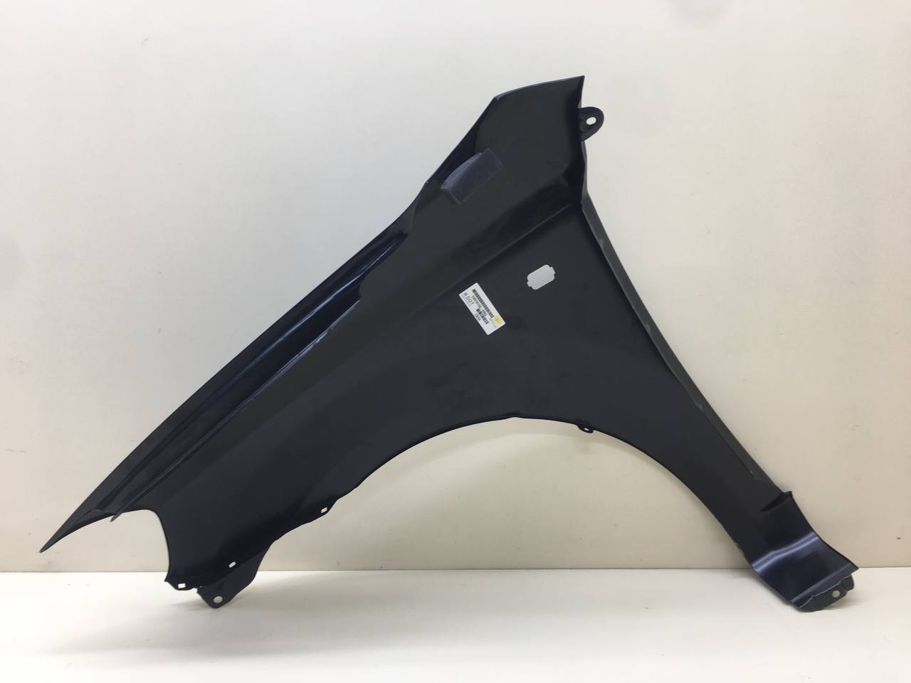 Крыло переднее правое Chevrolet Aveo T250 2005-2011 Крыло переднее правое Chevrolet Aveo T250 2005-2011