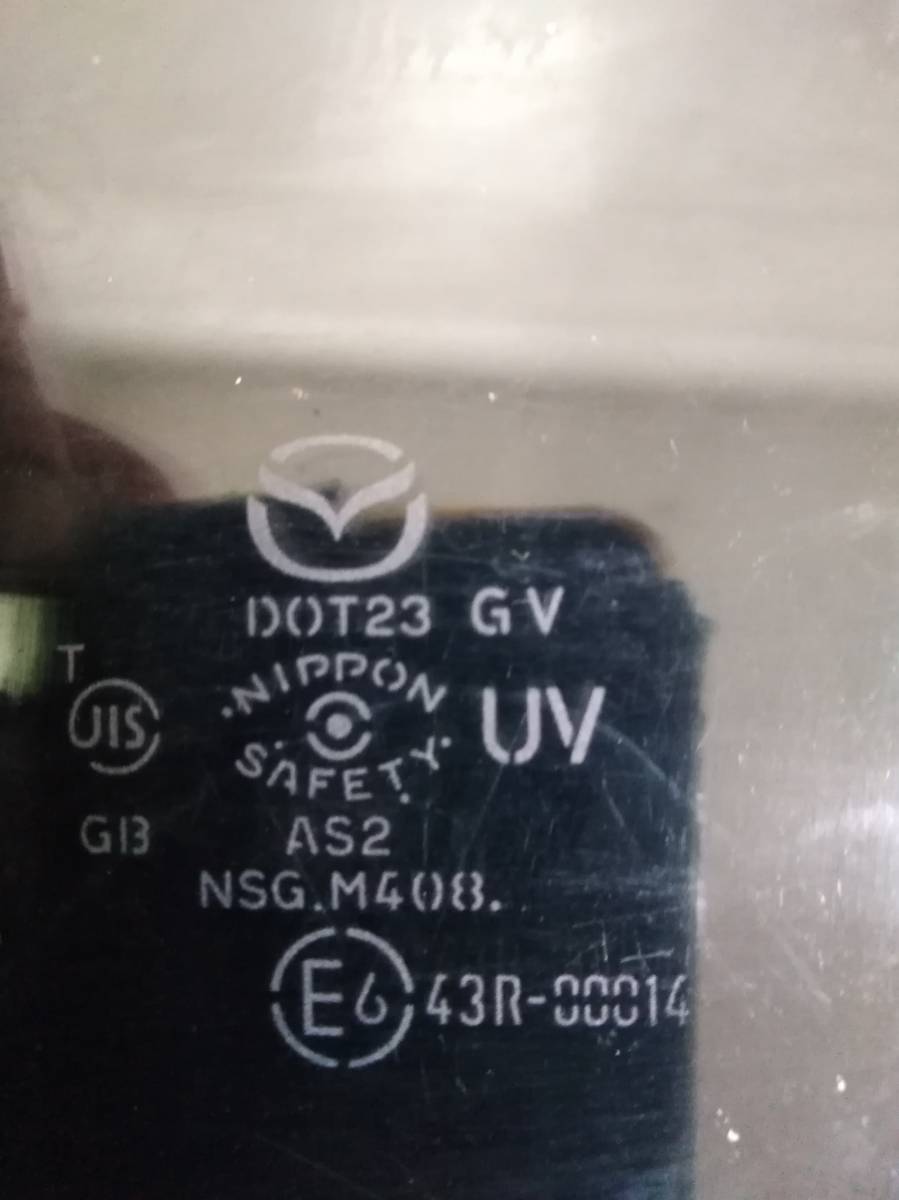 Стекло двери передней левой Mazda CX-7 (ER) 2006-2012
