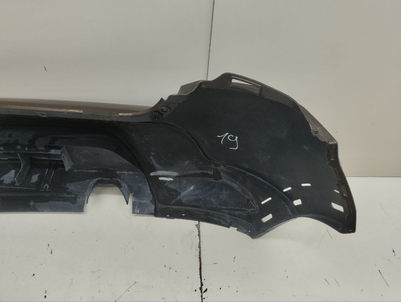 Бампер задний Renault Sandero 2009-2014