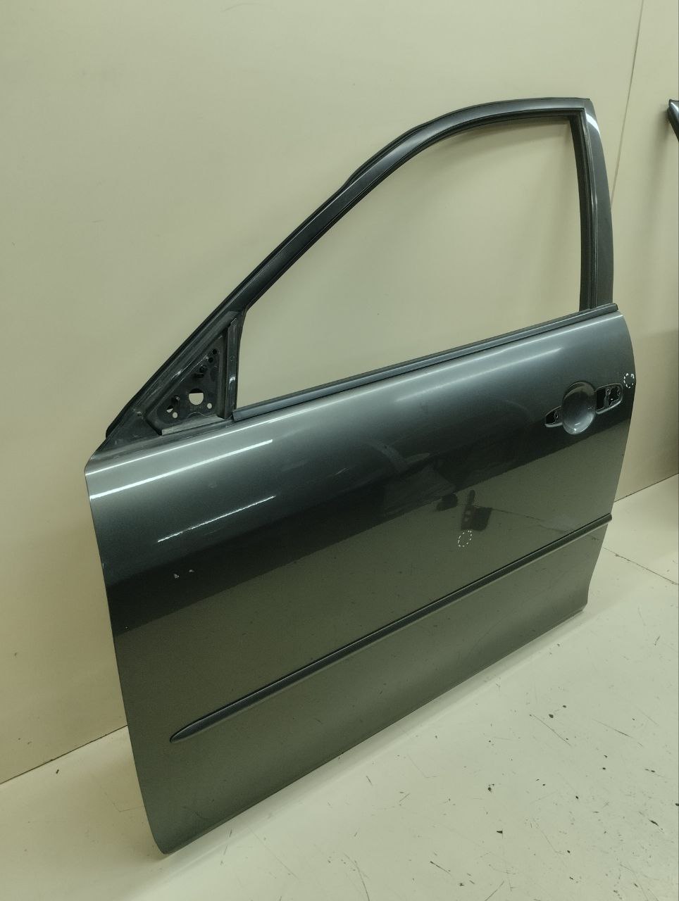 Дверь передняя левая Mazda Mazda 6 (GG) 2002-2007 Дверь передняя левая Mazda Mazda 6 (GG) 2002-2007