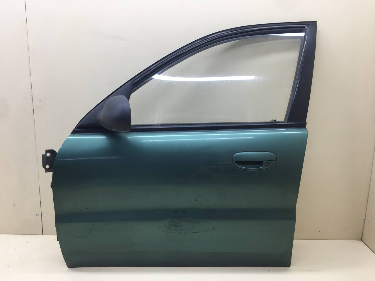Дверь передняя левая Chevrolet Lanos (T100) 2004-2010 Дверь передняя левая Chevrolet Lanos (T100) 2004-2010