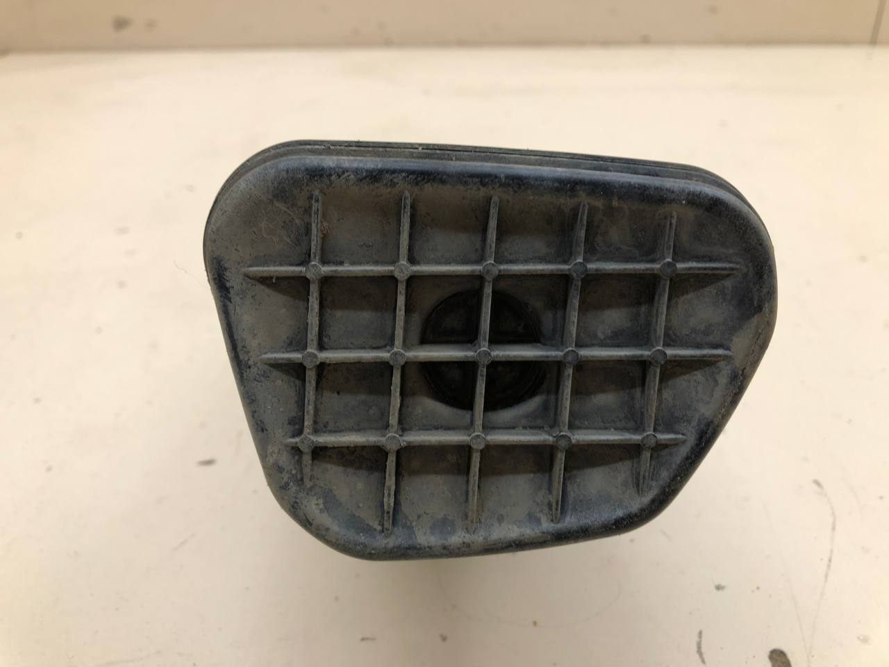 Абсорбер (фильтр угольный) Lada Vesta 2015>