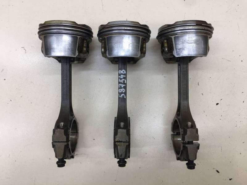 Поршень с шатуном Renault Duster (HSA, HSM) 2012>