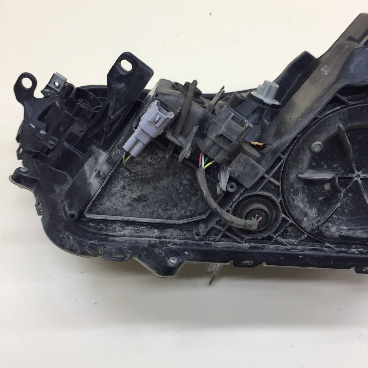 Фара правая Toyota Rav 4 (XA40) 2013-2019