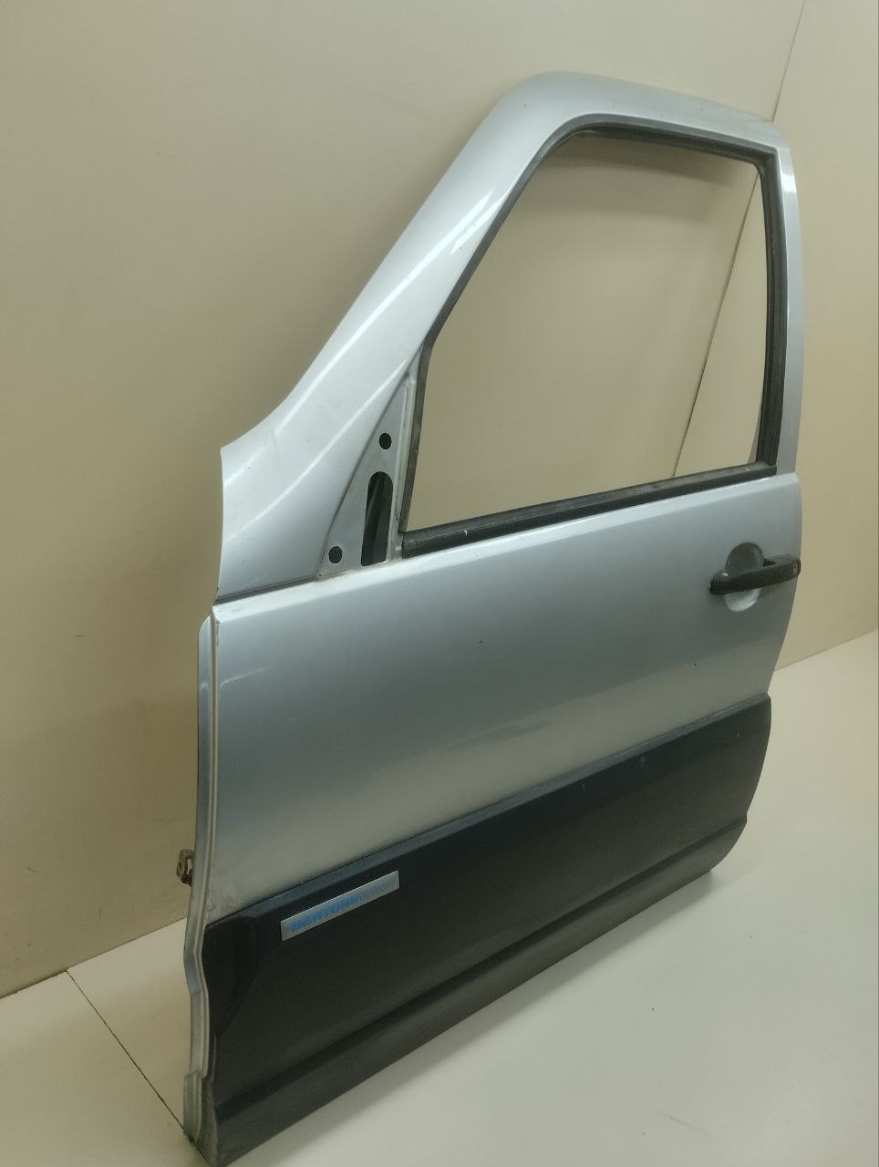 Дверь передняя левая Chevrolet Niva 2009-2020