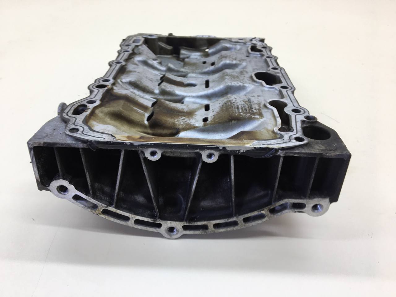 Поддон масляный двигателя Volkswagen Passat B7 2011-2015