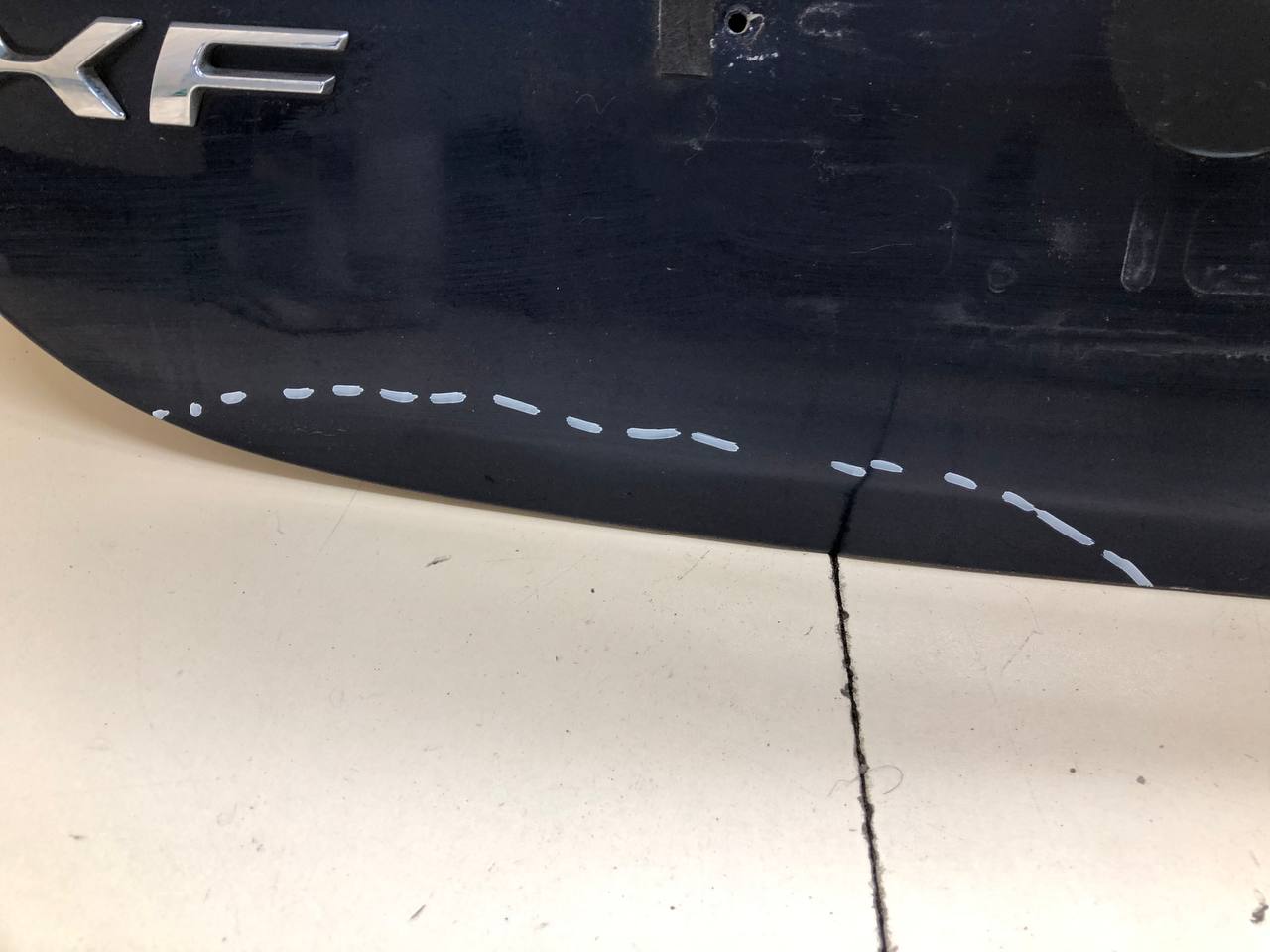 Крышка багажника Jaguar XF 2007-2015