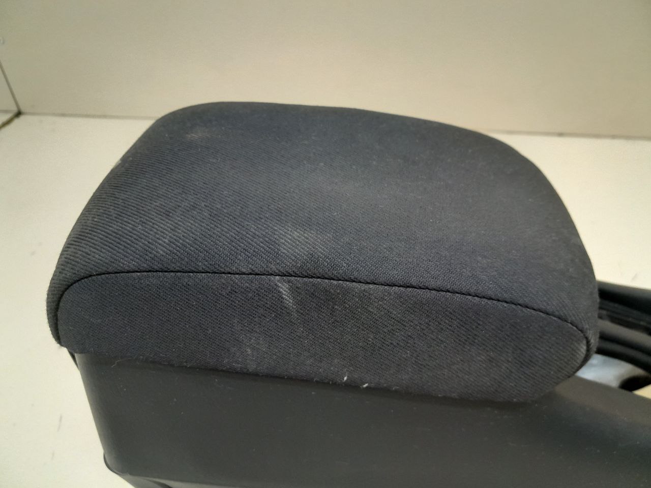Консоль центральная Nissan Almera (N16) 2000-2006 Консоль центральная Nissan Almera (N16) 2000-2006