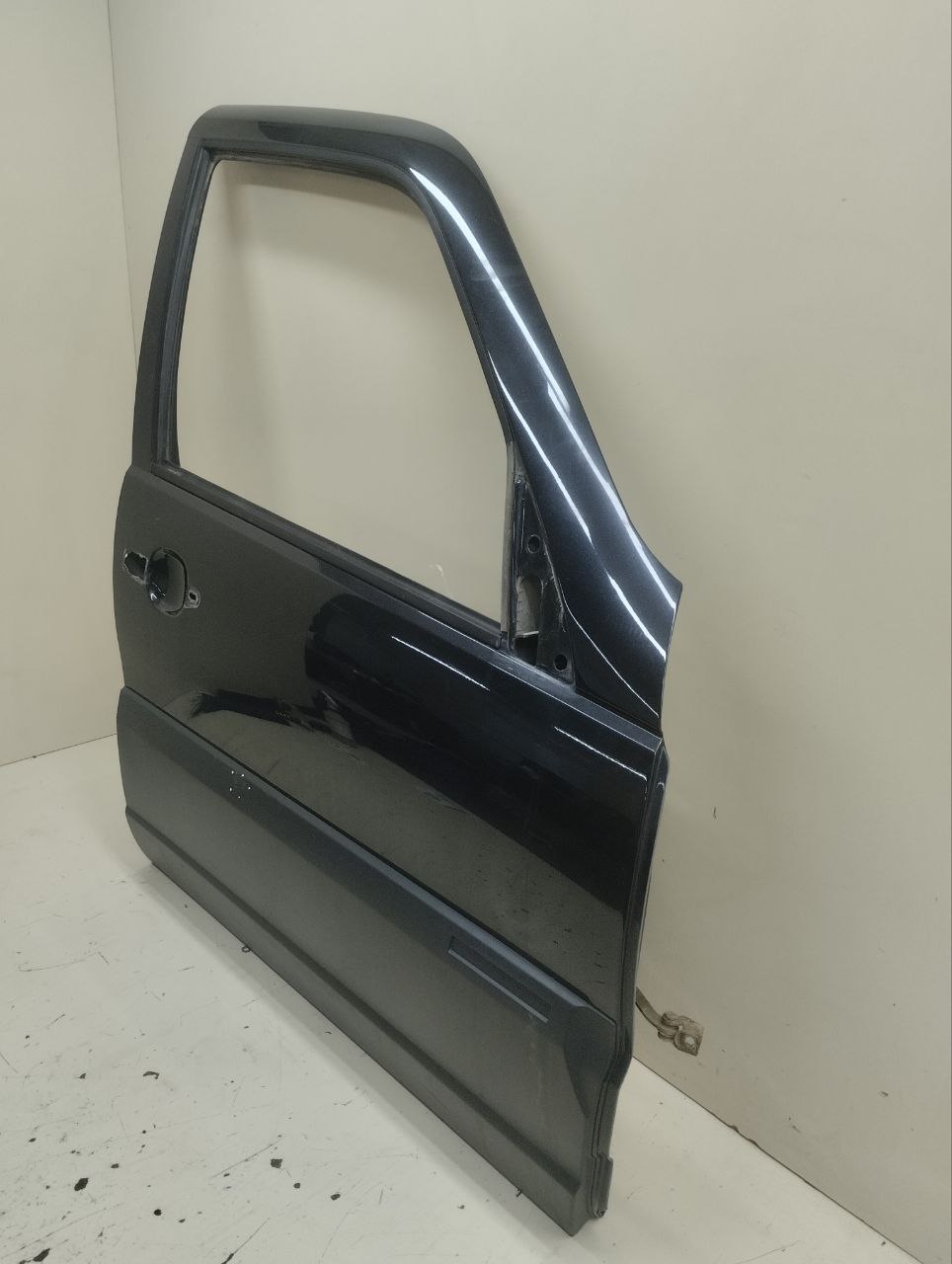 Дверь передняя правая Chevrolet Niva 2009-2020 Дверь передняя правая Chevrolet Niva 2009-2020
