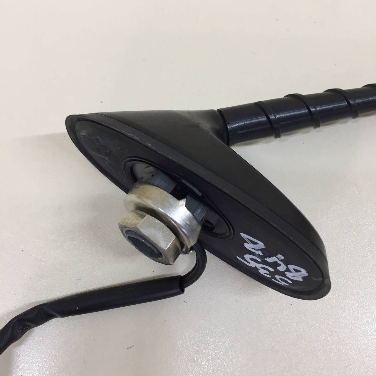 Антенна Mazda Mazda 3 (BM) 2013-2016 Антенна Mazda Mazda 3 (BM) 2013-2016