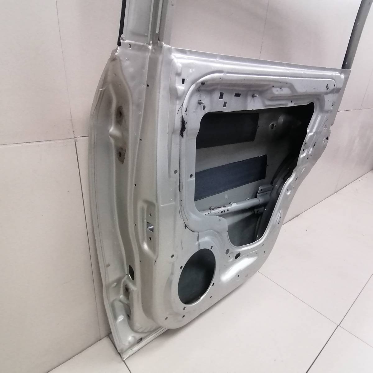 Дверь задняя правая Hyundai Tucson (JM) 2004-2010