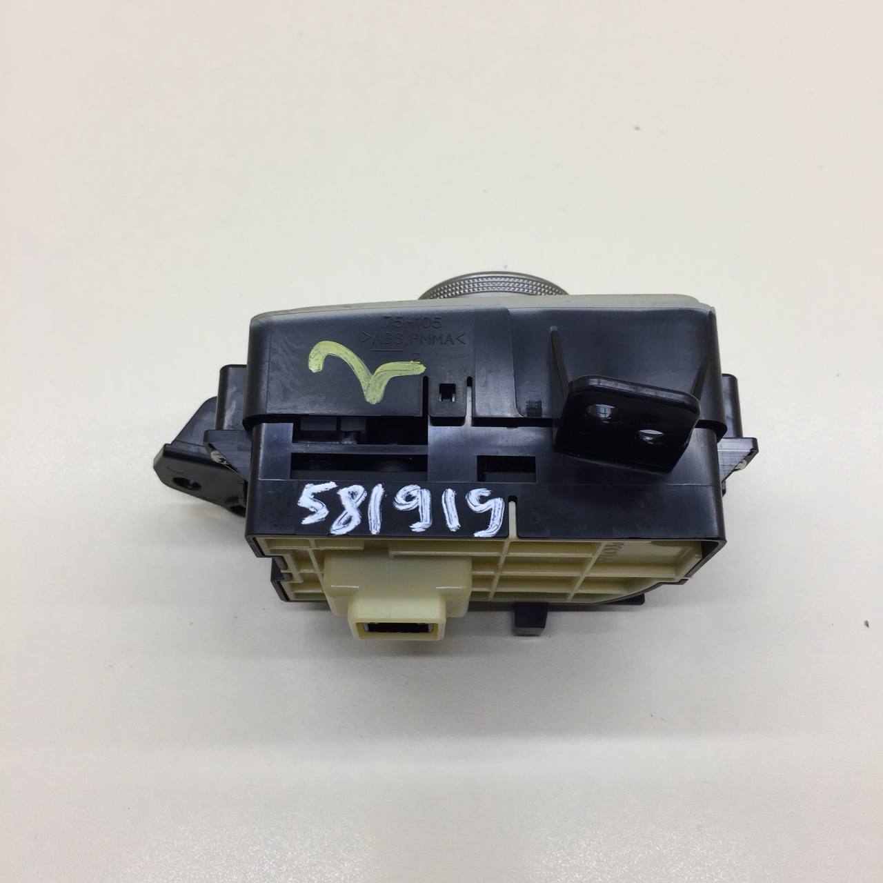Блок кнопок Lexus ES (SV60) 2012>