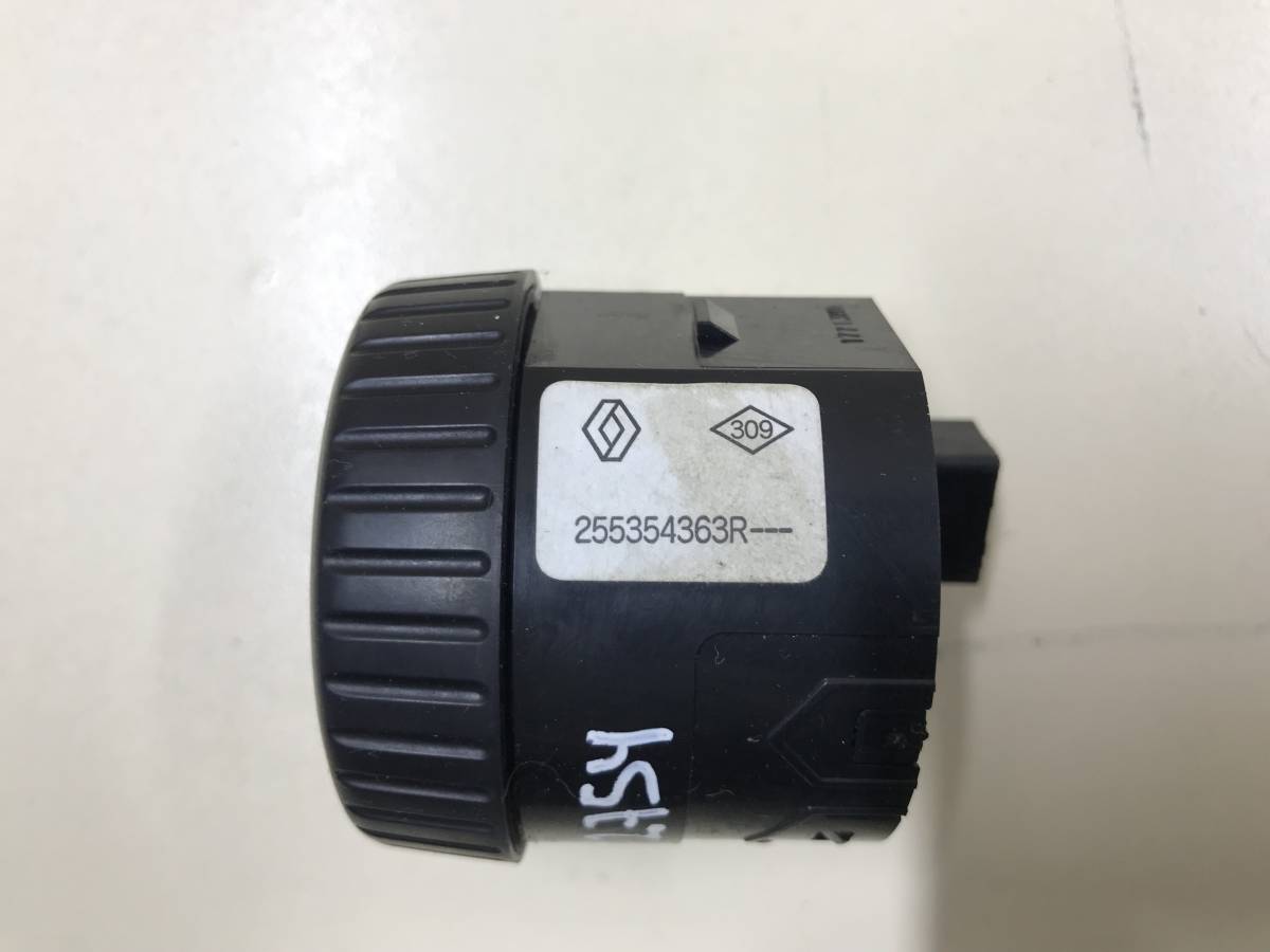 Кнопка многофункциональная Renault Duster (HSA, HSM) 2012>