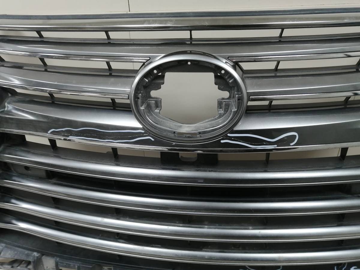 Решетка радиатора Lexus LX450D/570 2015>