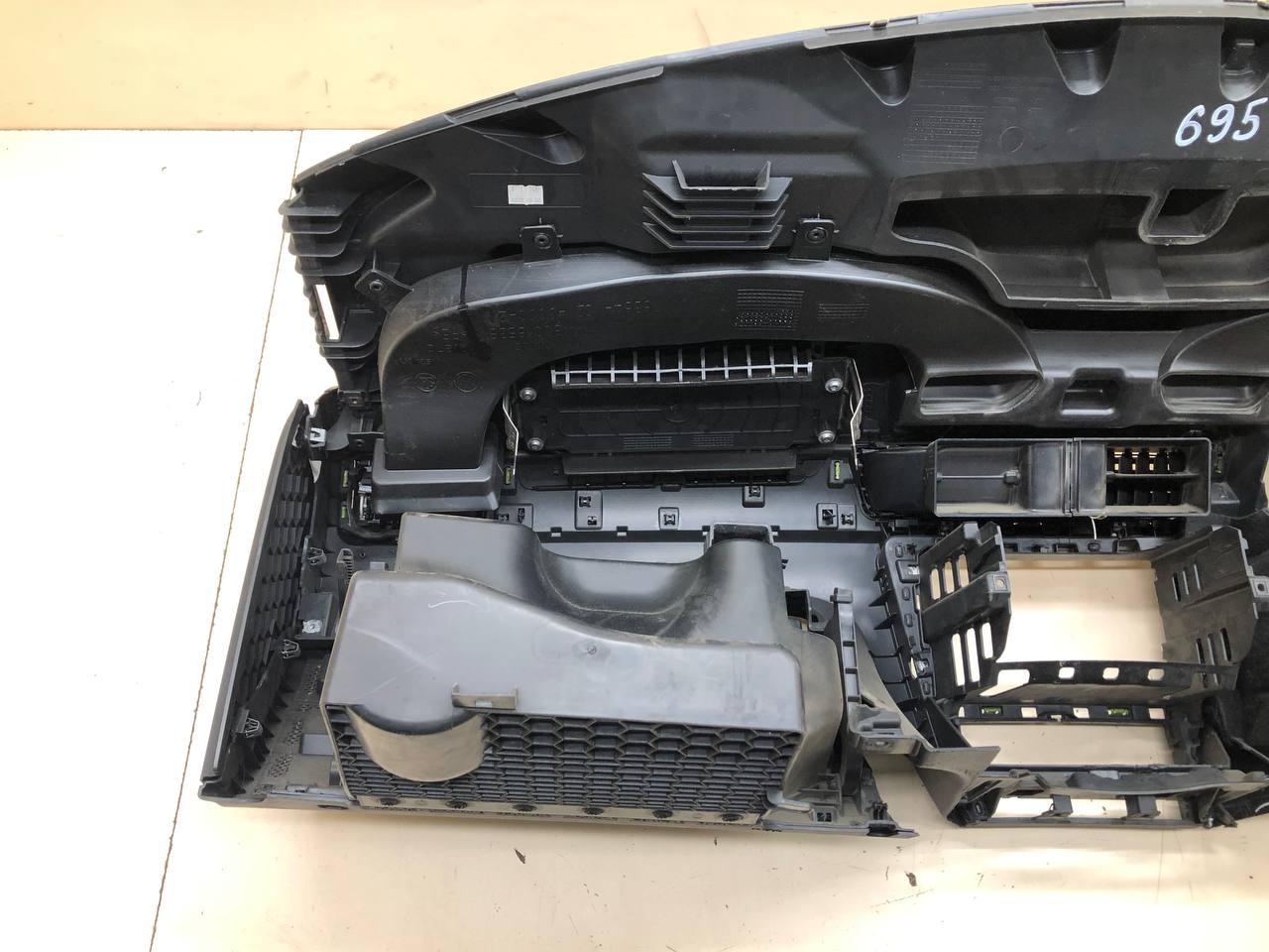 Торпедо Skoda Rapid 2012-2020
