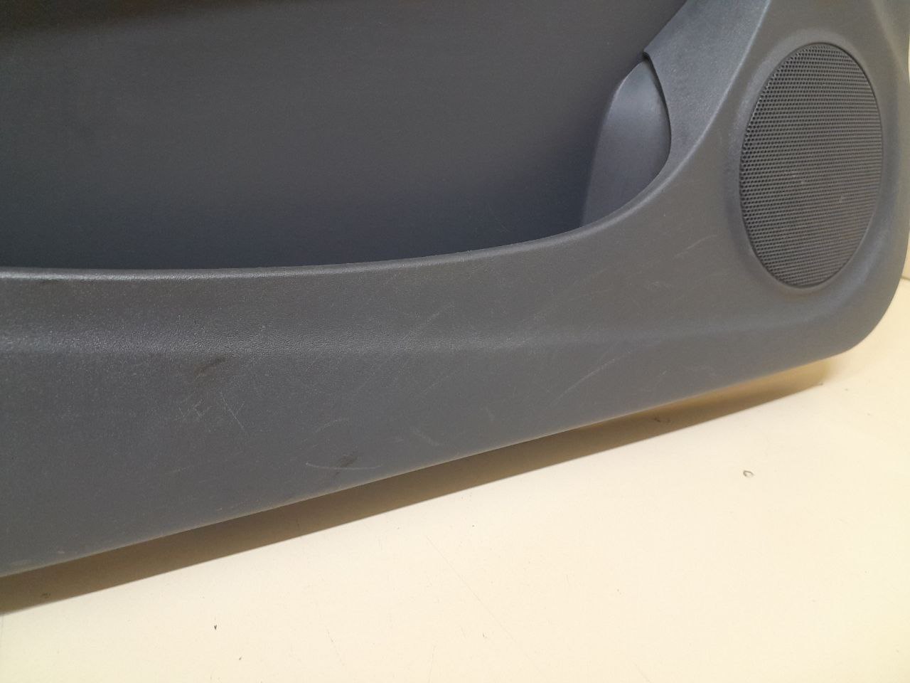 Обшивка двери передней левой Nissan Almera (N16) 2000-2006 Обшивка двери передней левой Nissan Almera (N16) 2000-2006