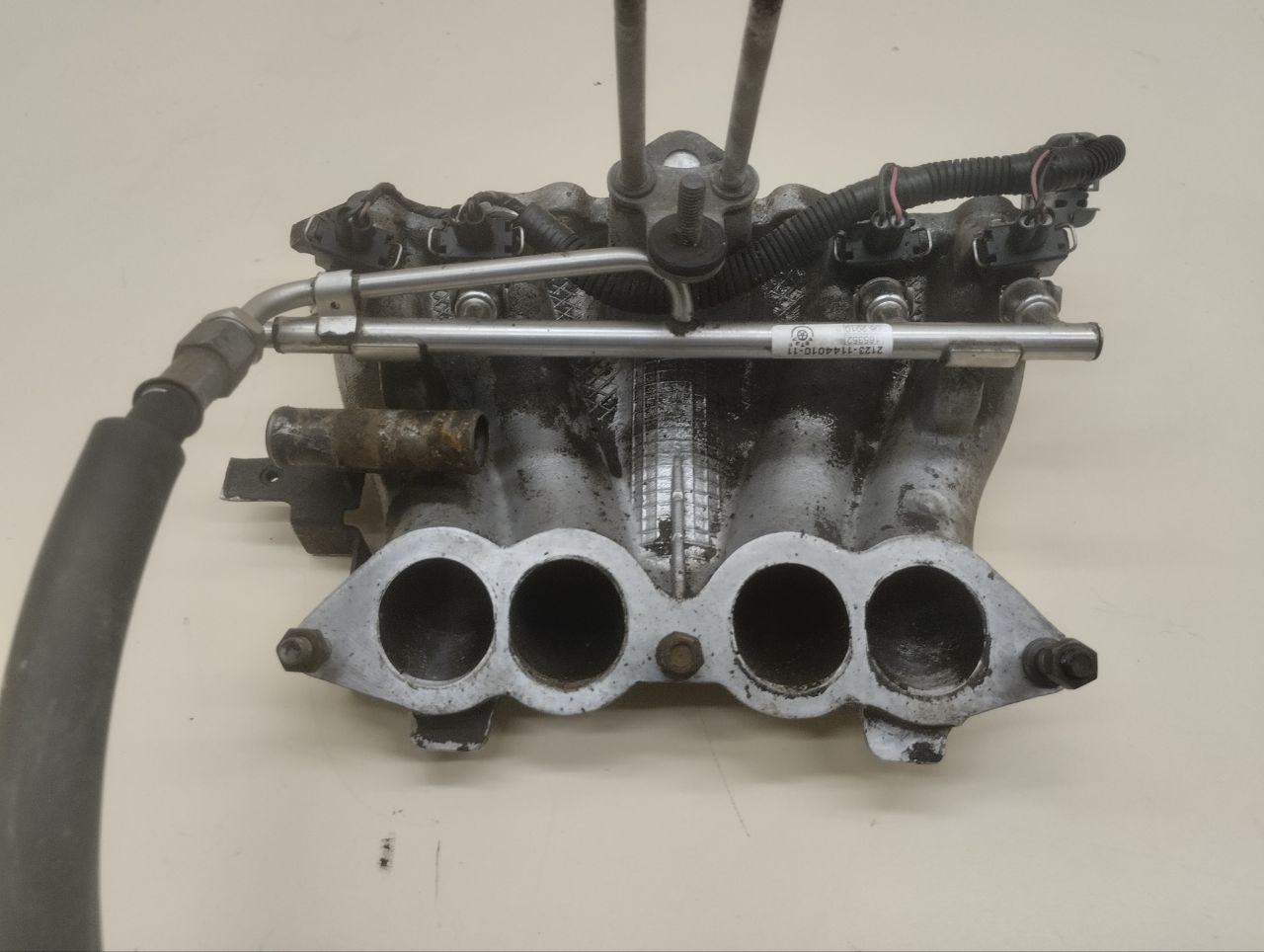 Коллектор впускной Chevrolet Niva 2009-2020