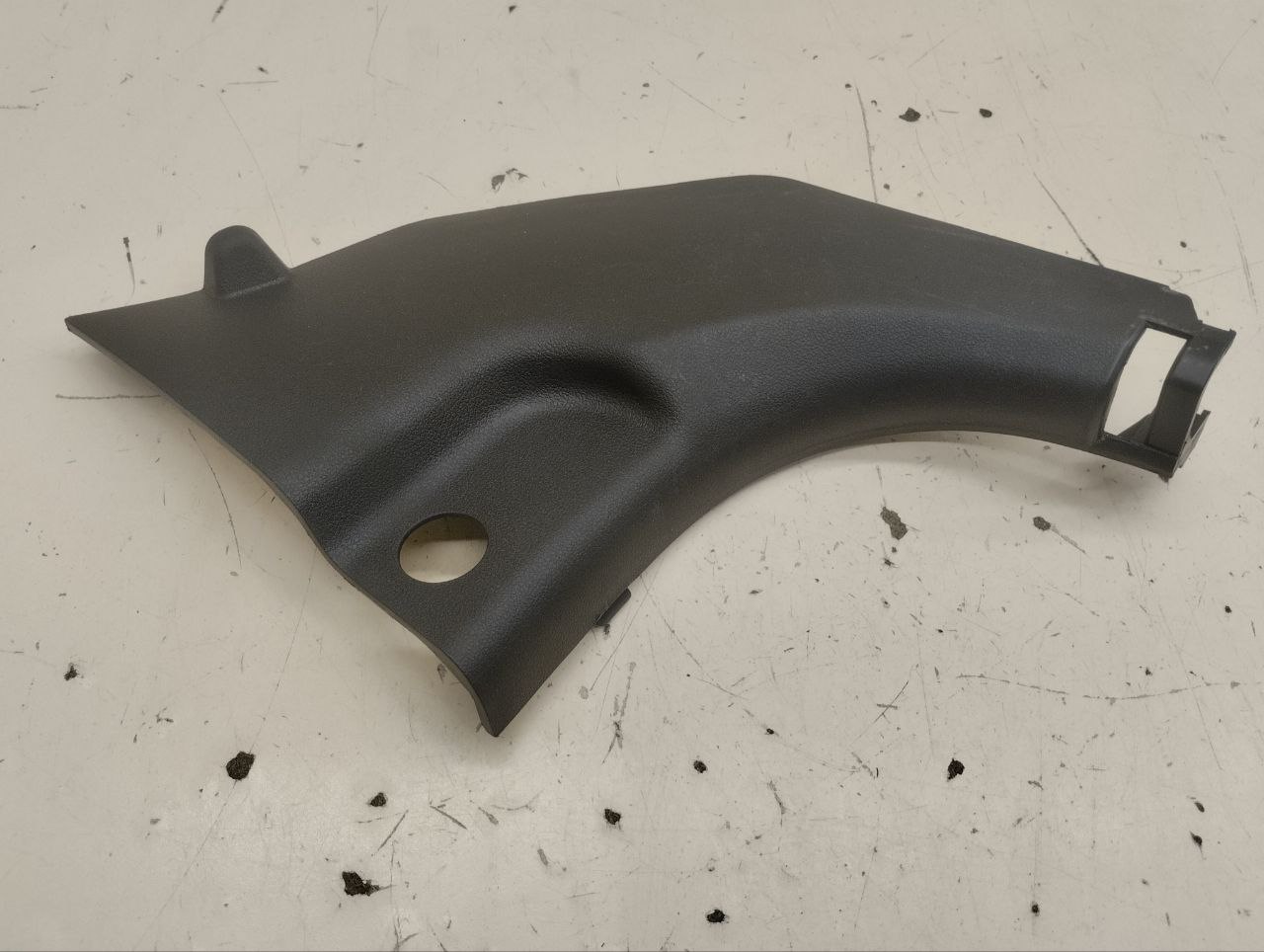 Обшивка стойки Hyundai Tucson (TL) 2015-2021