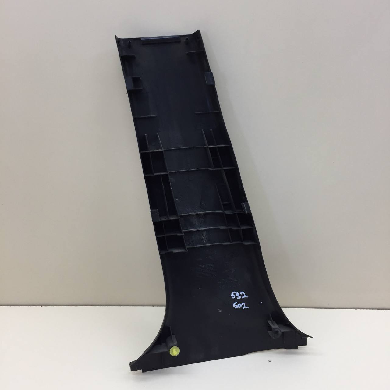 Обшивка стойки Toyota Corolla E120 2001-2007