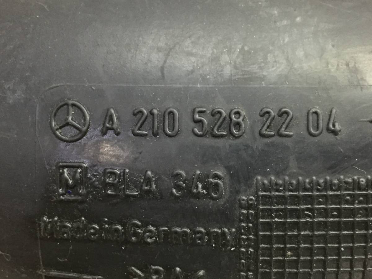 Воздухозаборник (наружный) Mercedes-Benz E-Class (W210) 1995-2002
