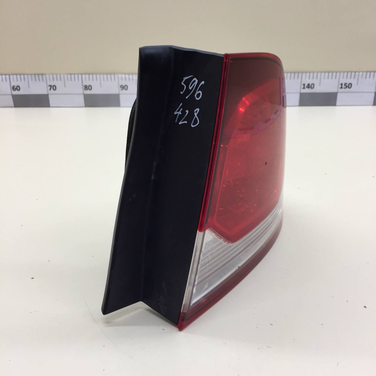 Фонарь задний наружный правый Honda Civic 4D 2006-2012