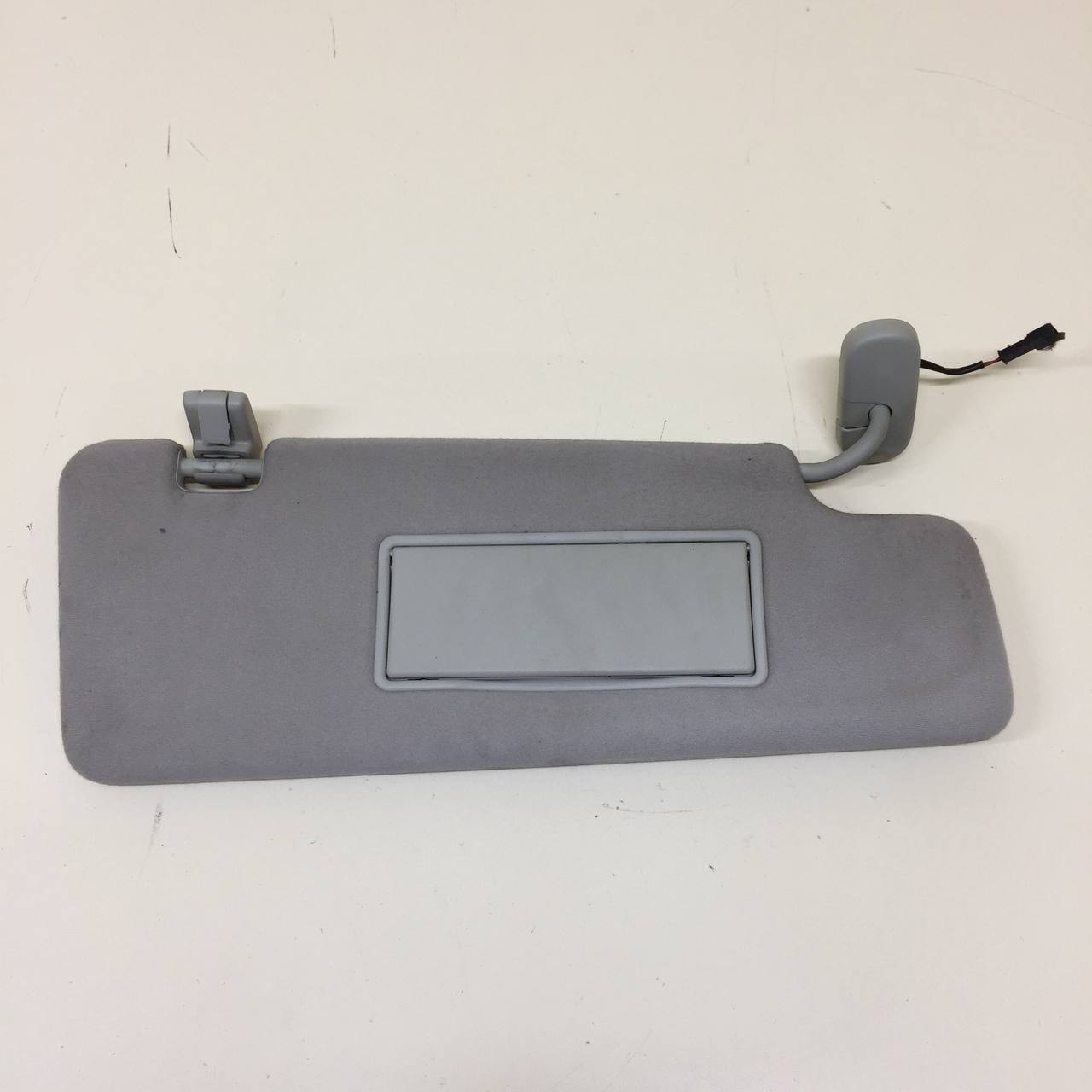 Козырек солнцезащитный (внутри) Land Rover Discovery 3 (L319) 2004-2009