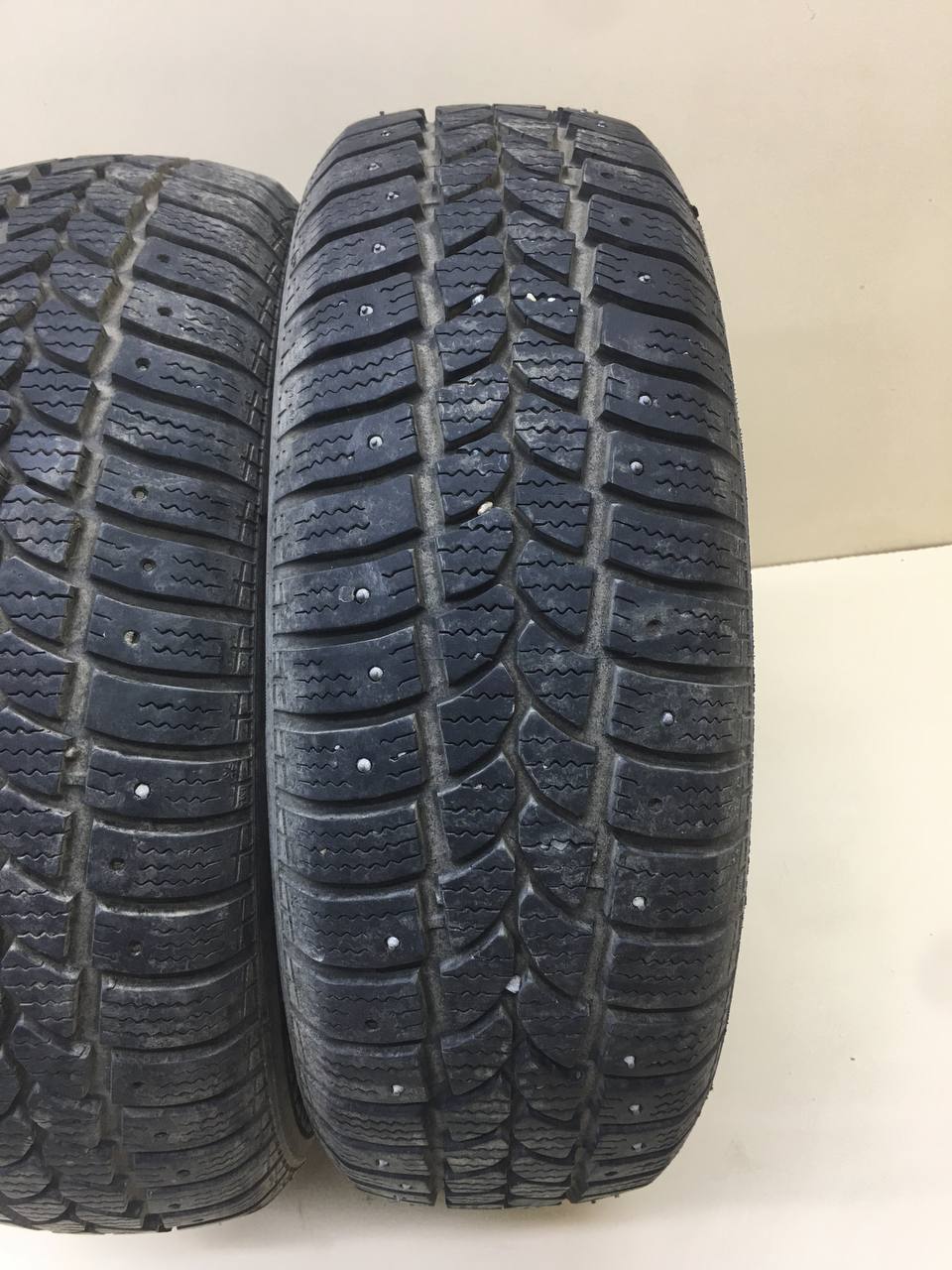 Шины R14 Зимние шипованные Extreme Stud