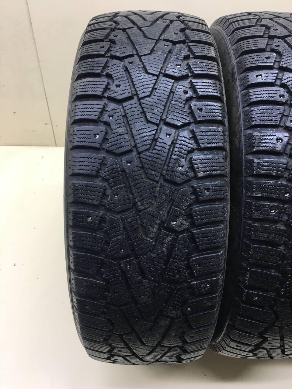 Шины к-кт R17 Зимние шипованные Pirelli ICE zero