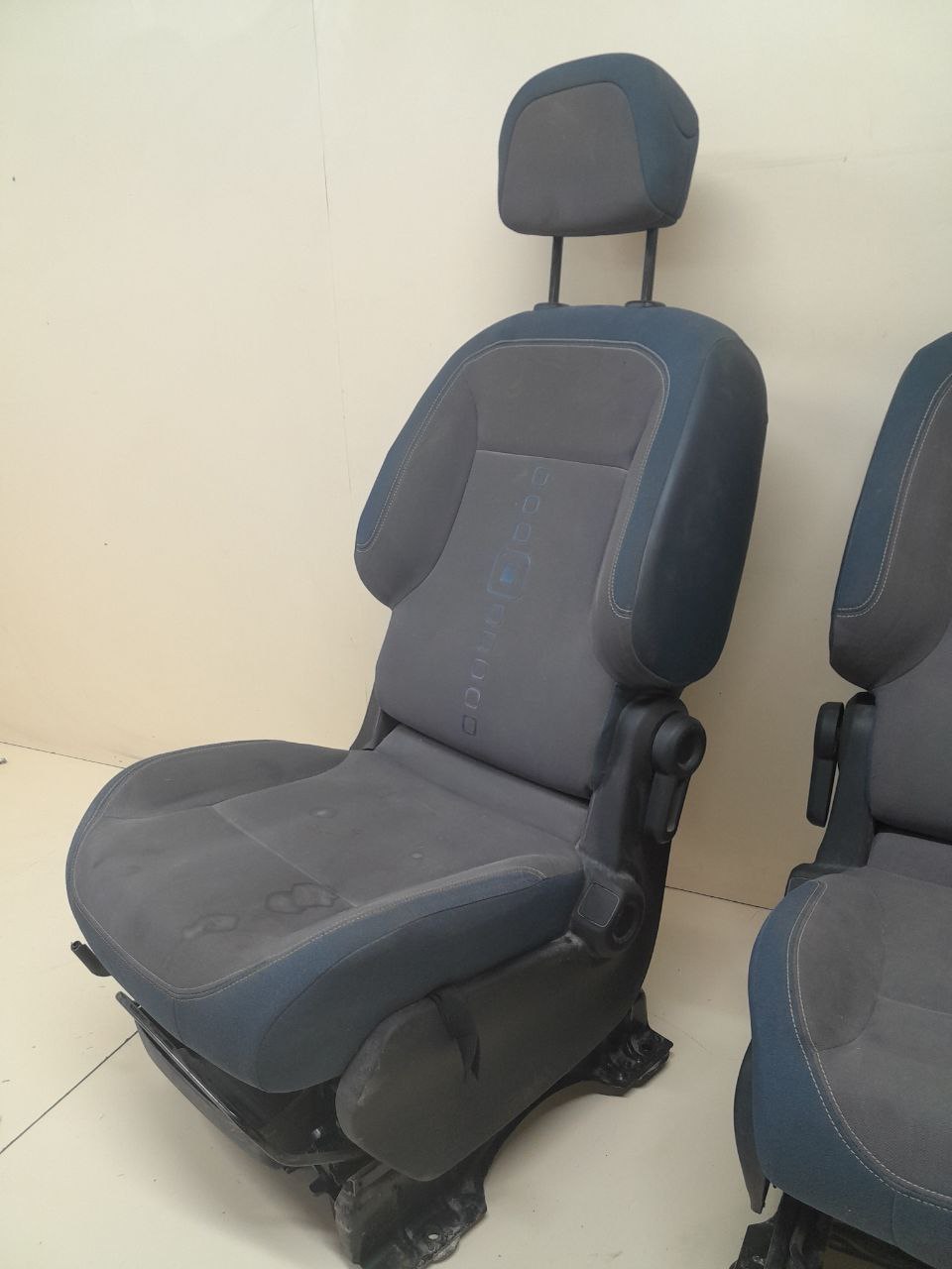 Сиденье (комплект) Citroen Berlingo (NEW) (B9) 2008> Сиденье (комплект) Citroen Berlingo (NEW) (B9) 2008>