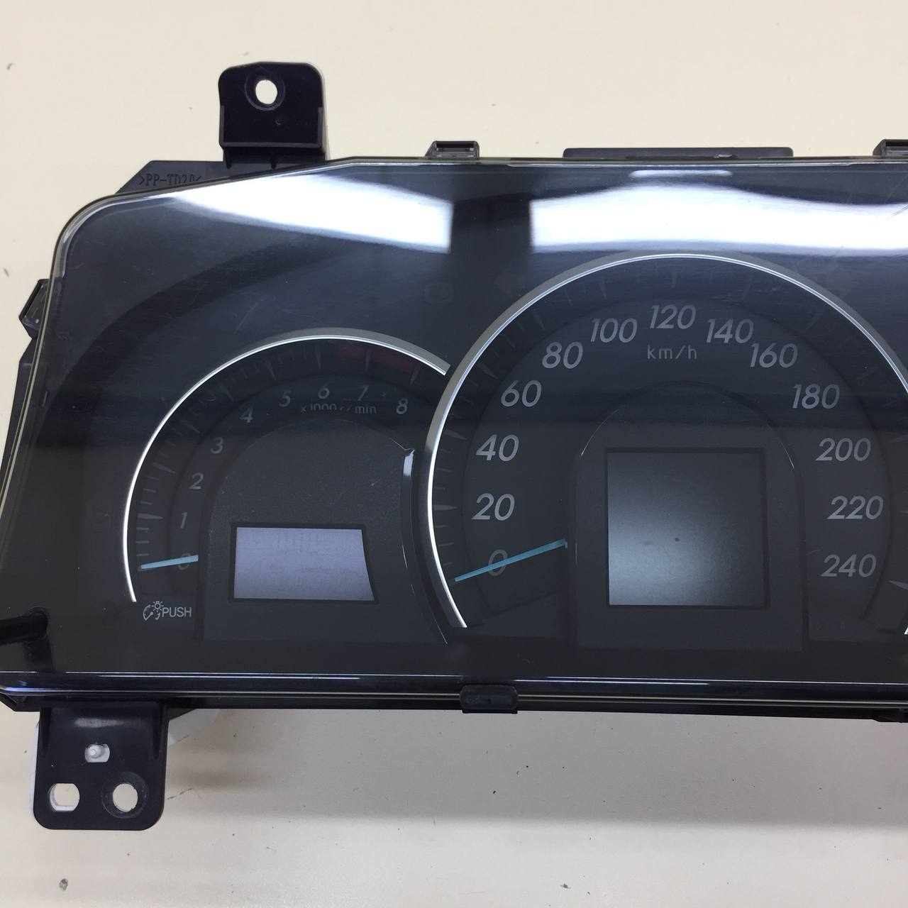 Панель приборов Toyota Camry (V50) 2011-2017