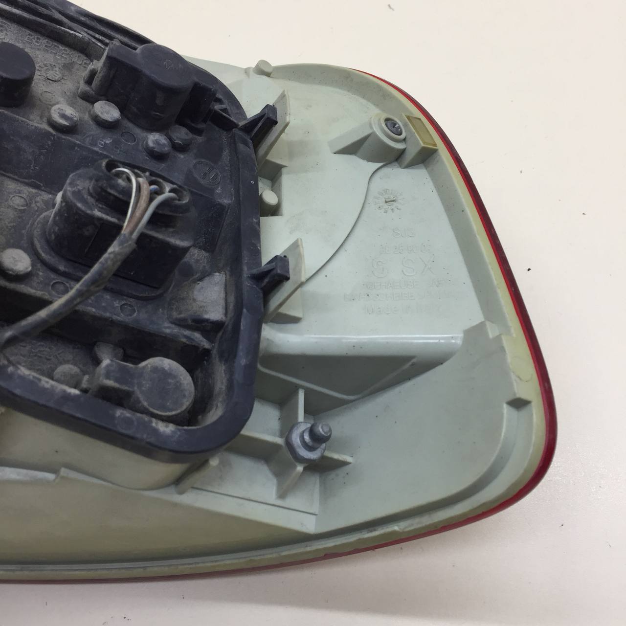 Фонарь задний левый Volkswagen Touareg (7L) 2002-2010