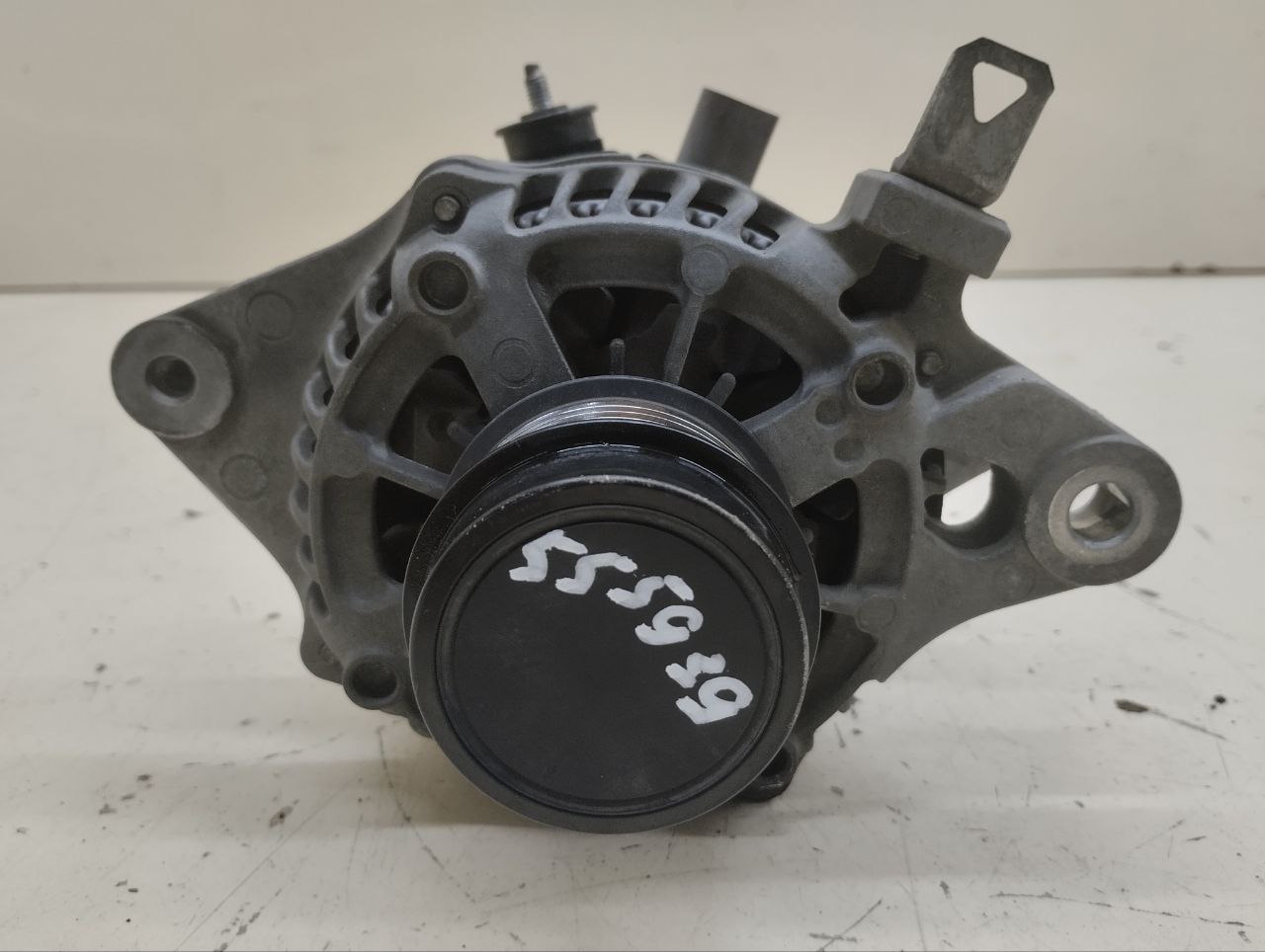 Генератор Lexus NX 200 (Z10) 2014-2021 Генератор Lexus NX 200 (Z10) 2014-2021