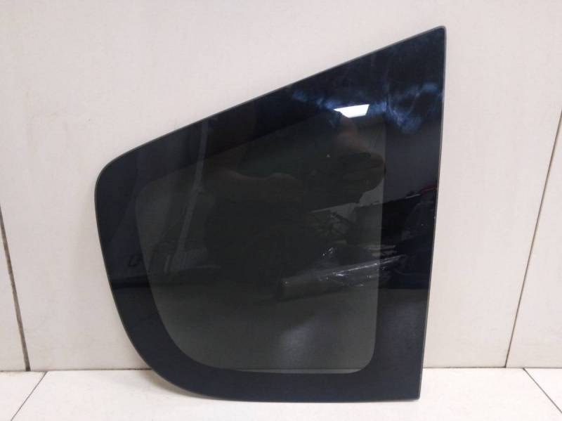 Стекло кузовное глухое правое Honda Jazz (GD1, GD5, GE2, GE3) 2001-2008
