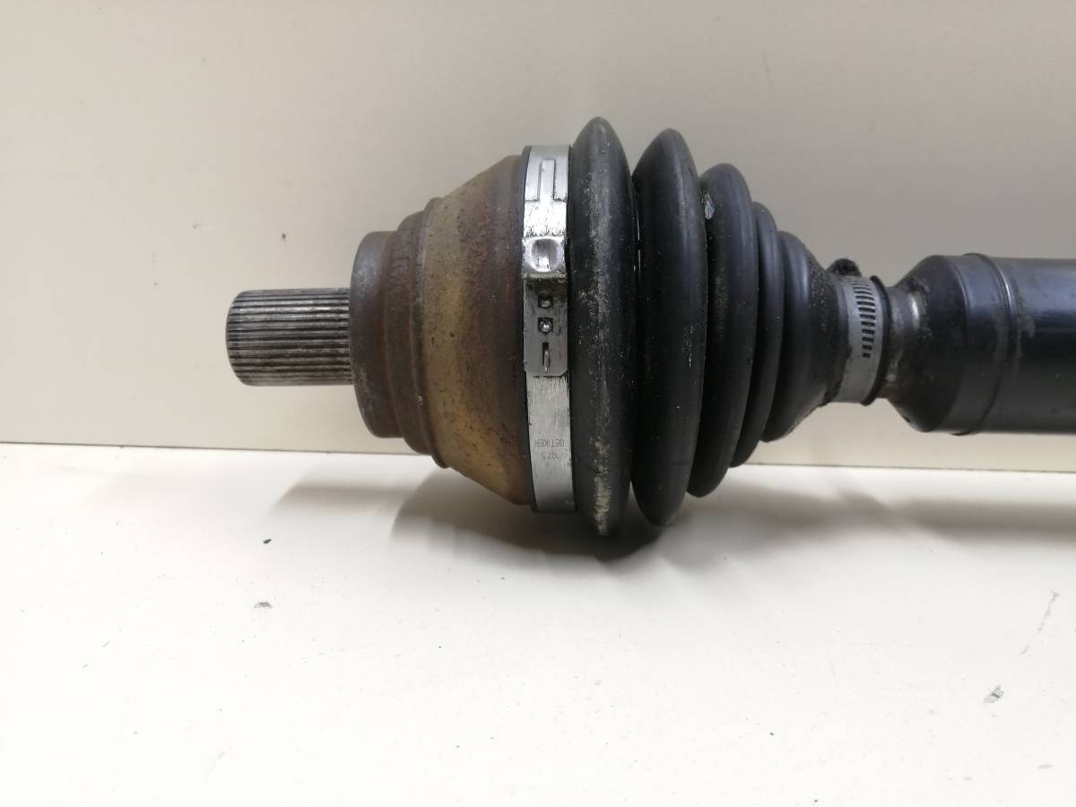 Полуось передняя правая Skoda Octavia (A5 1Z-) 2004-2013 Полуось передняя правая Skoda Octavia (A5 1Z-) 2004-2013
