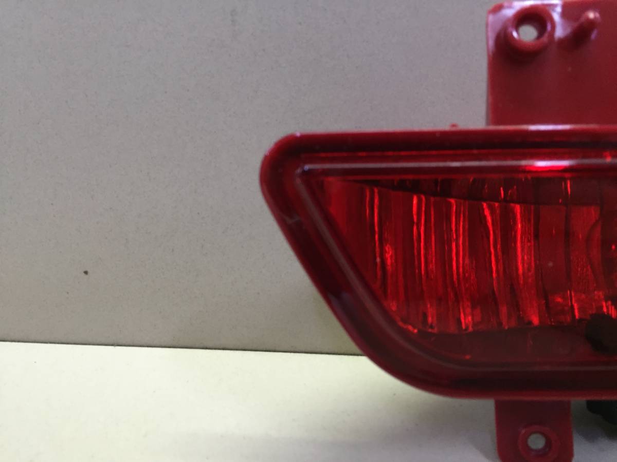 Фонарь задний в бампер правый Geely Emgrand EC7 2008>