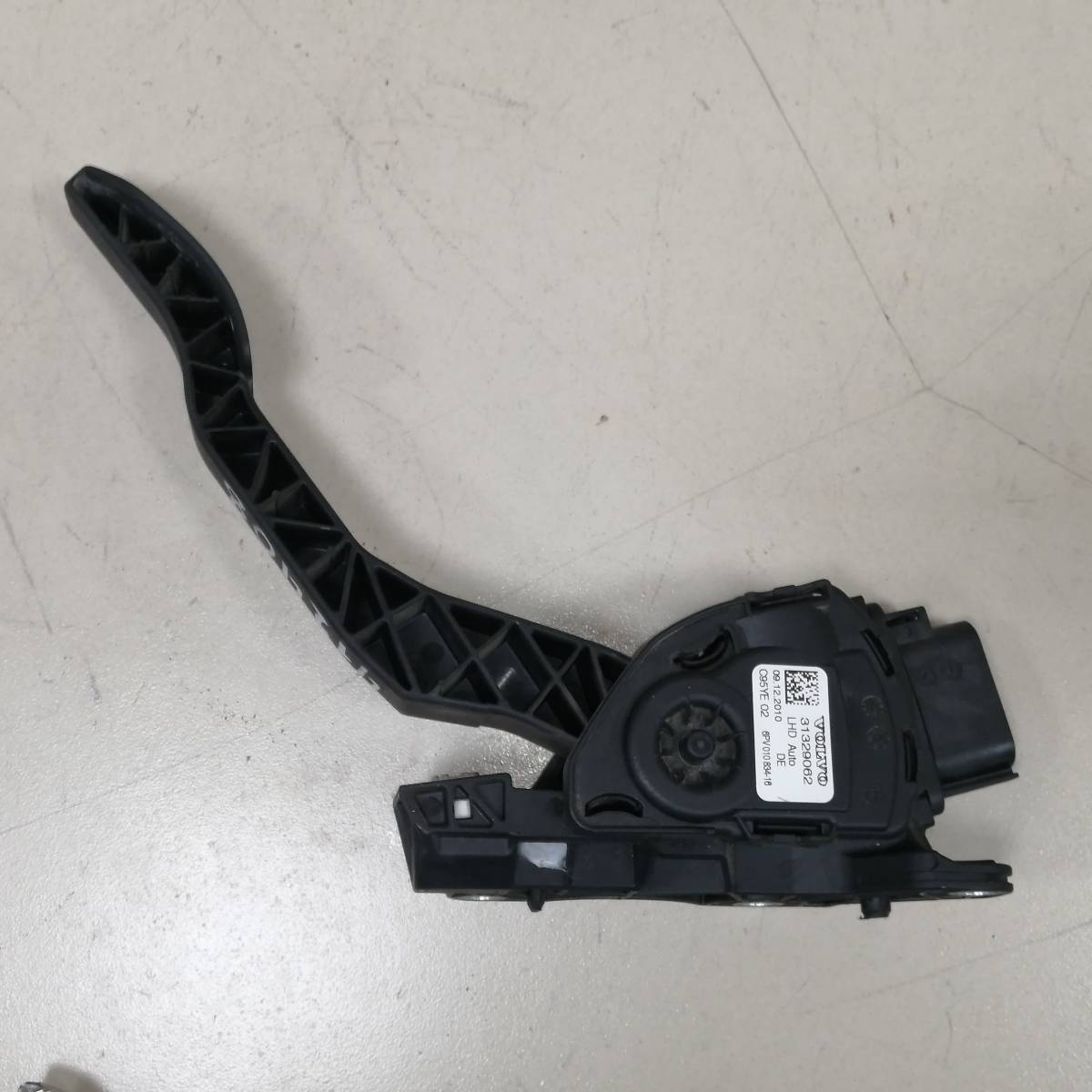 Педаль газа Volvo XC60 2008-2017